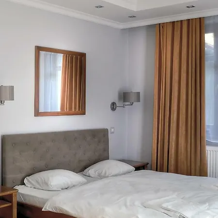 By Aranykert Bed & Breakfast Eger